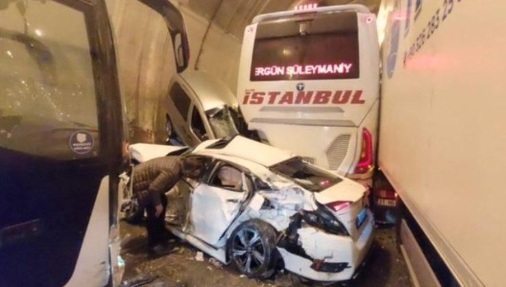 Bolu Tüneli’nde zincirleme kaza, 18 araç kazaya karıştı 30 yaralı