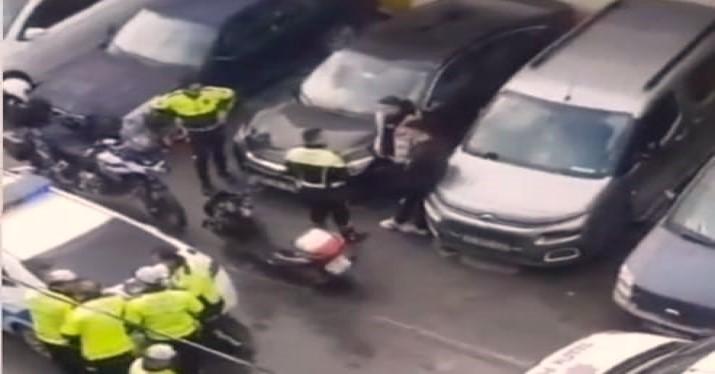 İzmir Trafik Polisine Çarpan motorsiklet