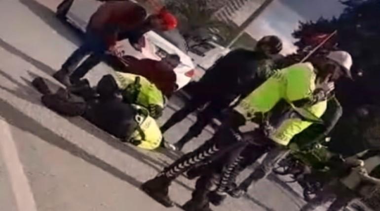 İzmir'de Çevirme Yapan Trafik Polisine Çarpıp Kaçtı